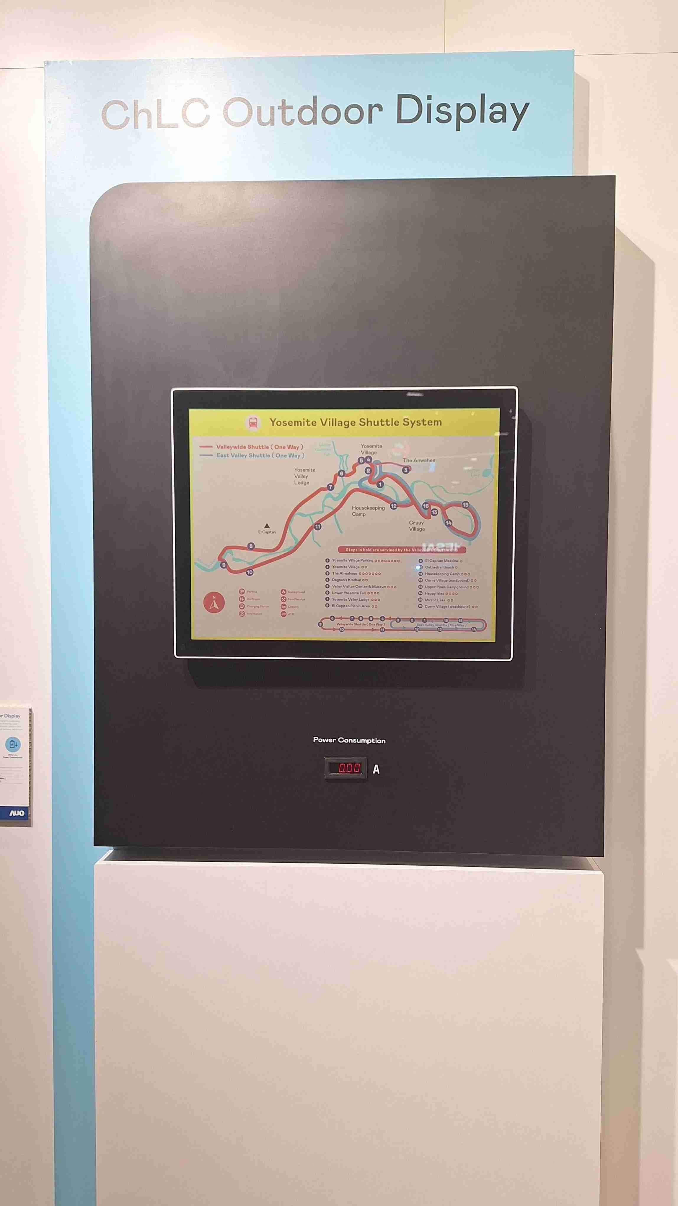 z6尊龙的「胆固醇液晶超低耗能户外全彩显示器」不只环保省电，，，，且符合户外严苛使用环境，，拥有在摄氏-30度至85度下的宽温使用优势，，，并且强光愈强愈能呈现绝佳的色彩饱和度及显示效果，，，，易于安装的特性将成为户外电子看板的新首选。。。